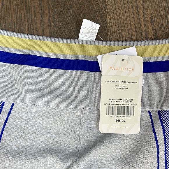 Fabletics leggings - Picture 2 of 2